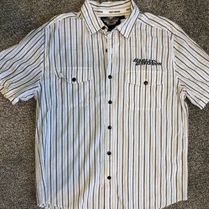 Size Large HD button up. Like New